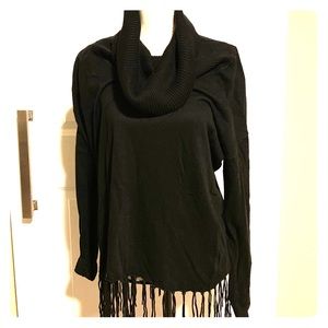 🌺SALE🌺 Black fringe Michael Kors sweater
